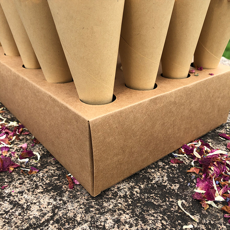 Feestigo Biodegradable Natural Dried Rose Petals Confetti For Wedding Birthday Party Romantic Decorations - 6